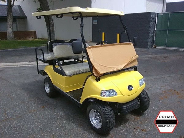 Yellow Evolution 4 Passenger Golf Cart affordable golf cart rental, golf cart rent kentucky